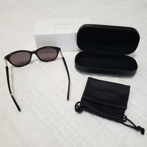 Balmain BL2100 Black Sunglasses Gold Trim Balmain BL2100 Sunglasses 54-16-140 (V4F11) | eBay main image 2